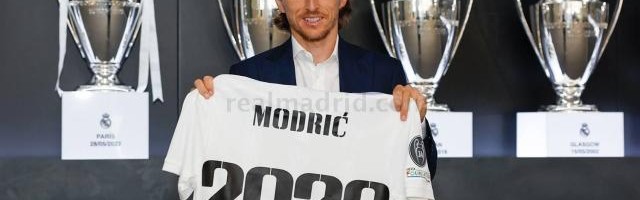 九游APP-官方：莫德里奇续约至2023年 克罗地亚老妖冲6冠