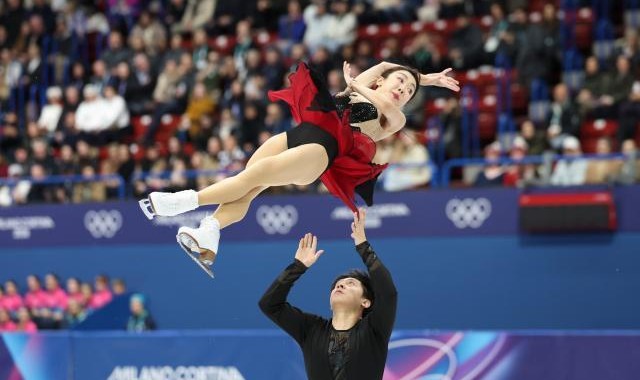 官方网站-开场摔倒后稳住，隋文静/韩聪短节目排名第6晋级