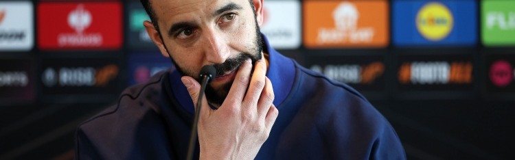 真人娱乐-阿莫林：我们比上次客胜曼城时更好 积分榜情况并不重要