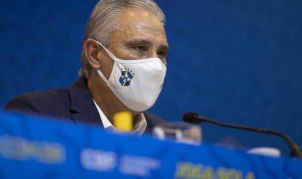 九游APP-巴西队该招阿尔维斯库蒂尼奥吗？蒂特有他的考虑！