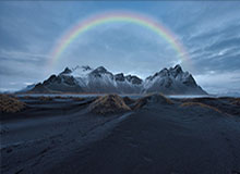 九游娱乐-日本国脚佐野海舟结婚，其妻子木下樱是一名模特